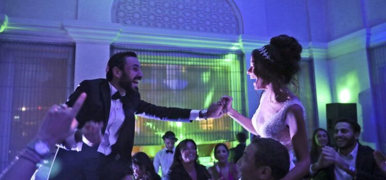 In new playground Dubai, Israelis find parties, Jewish rites