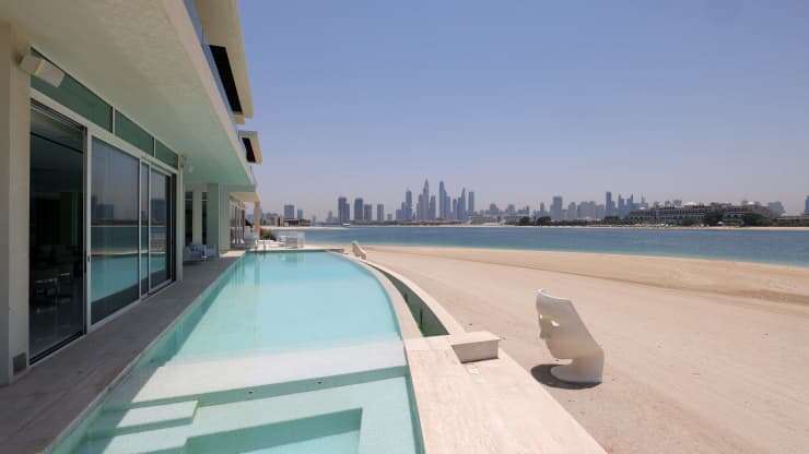 Villas by the sea: Rich Russians fleeing sanctions are pumping up Dubai’s property sector