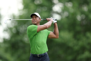 Tiger Woods toils to 6-over 78 in British Open grind